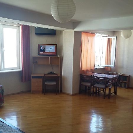 Good Apartment Tbilisi Exterior foto