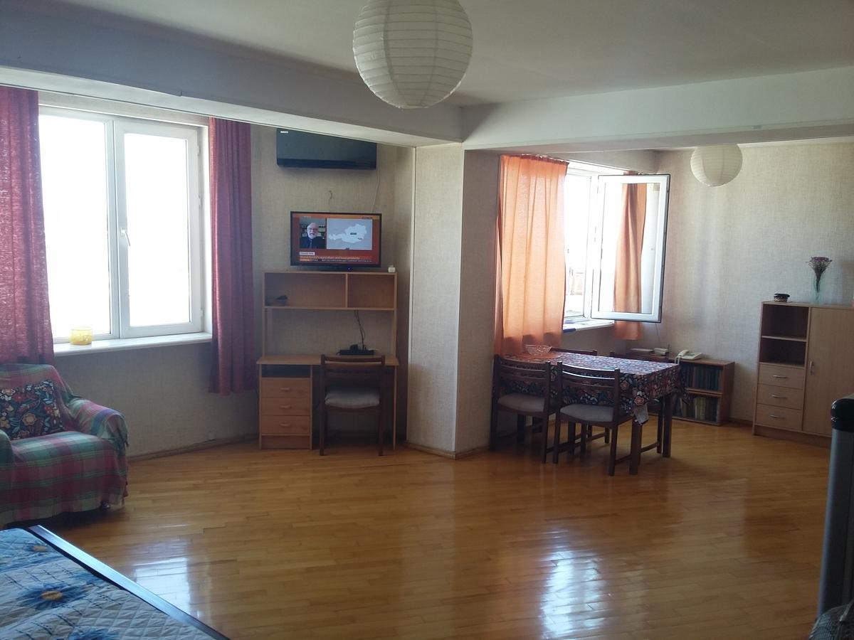 Good Apartment Tbilisi Exterior foto
